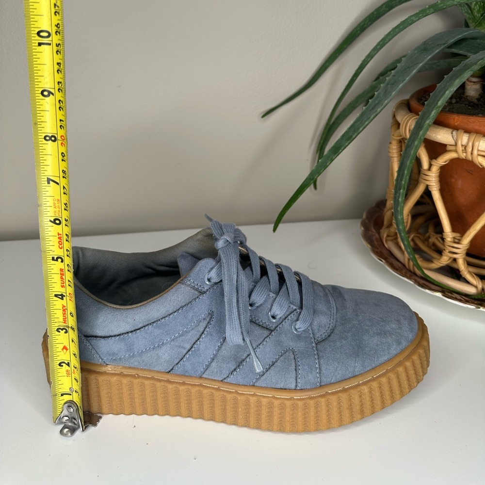 Indigo Rd Blue Suede Platform Sneakers Gum Sole Women’s 10 Y2K Creeper Style - Picture 12 of 15